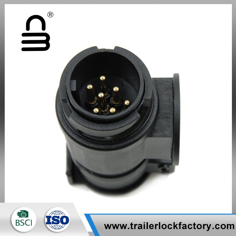 XIII Pin Ad VII Pin Socket